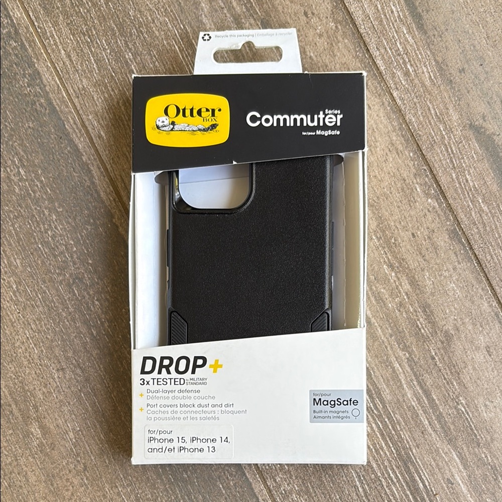 Otter Box Commuter Mag Safe IPhone 15, iPhone 14, iPhone 13 case new